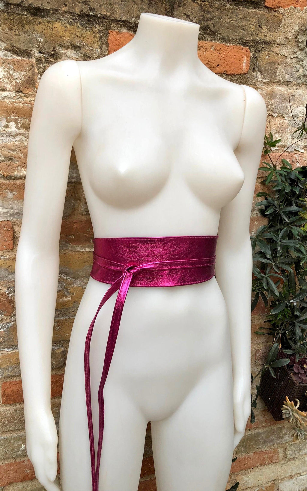 PINK OBI belt in natural soft leather. Waist belt,wide magenta leather belt, metallic, wrap belt, fuchsia - hot pink boho wraparound belt