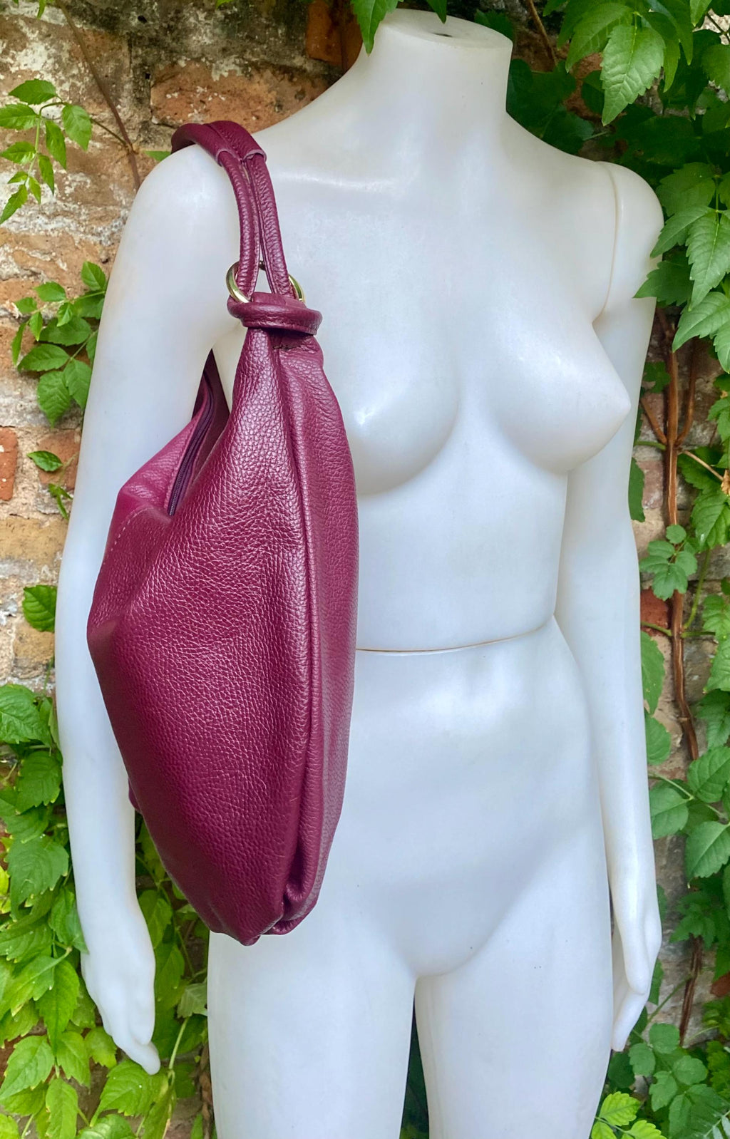 Burgundy leather slouchy bag with ZIPPER + lining. Soft natural genuine leather bag. Wine red leather purse. Dark red leather hobo bag