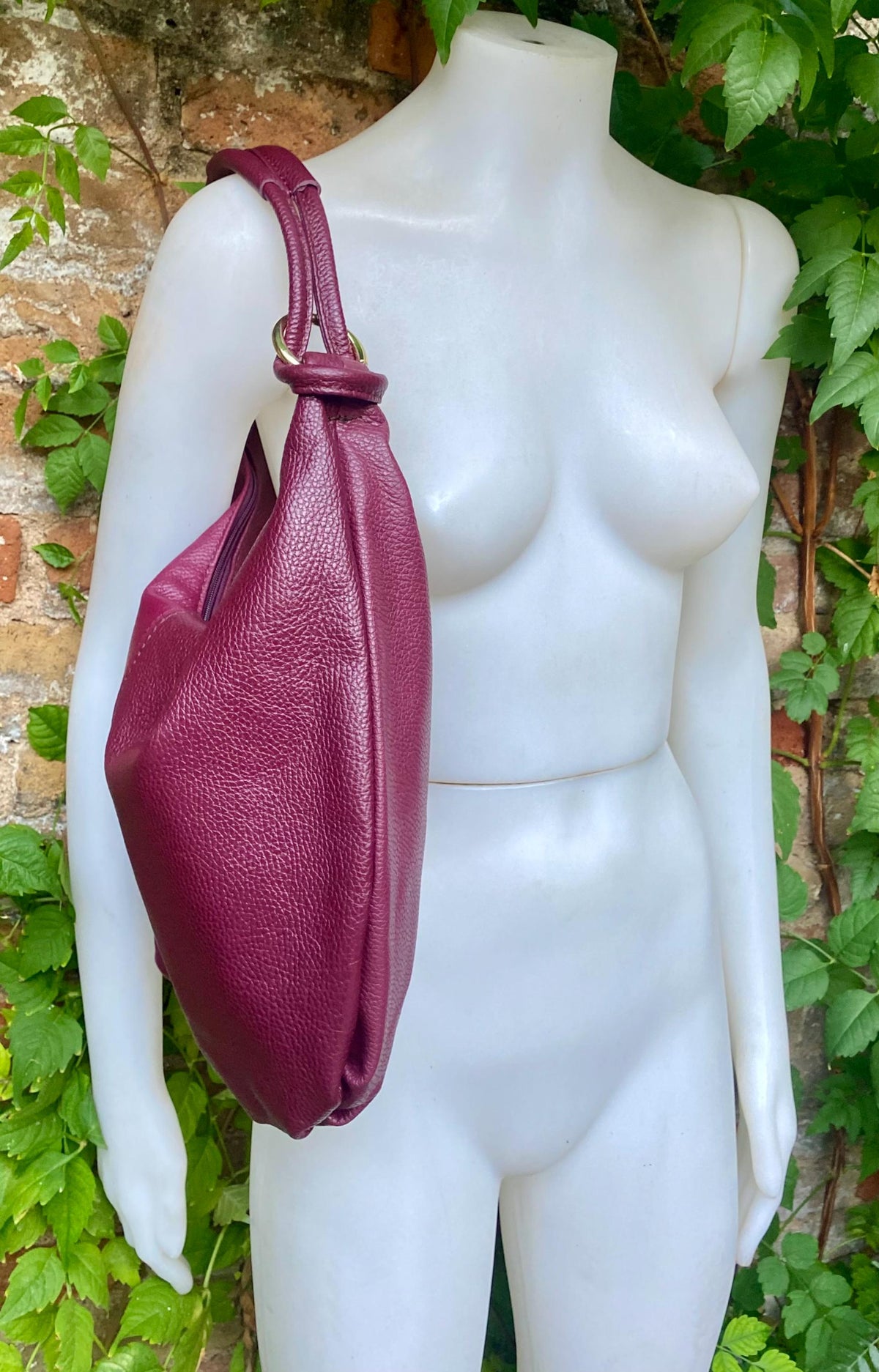 Burgundy leather slouchy bag with ZIPPER + lining. Soft natural genuine leather bag. Wine red leather purse. Dark red leather hobo bag