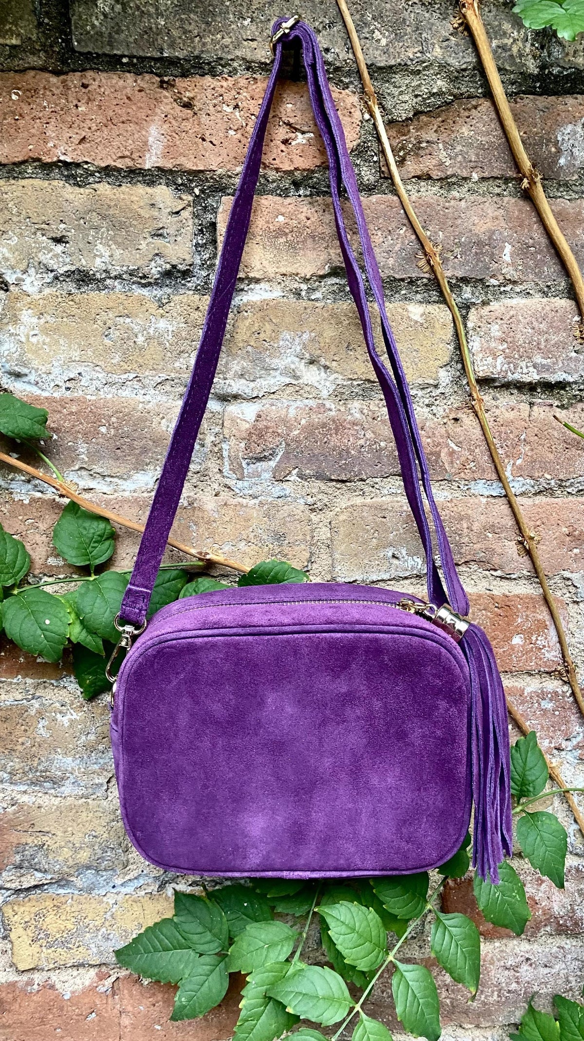 Purple suede bag with tassel. Small crossbody / shoulder bag in GENUINE leather. Boho PURPLE suede leather purse