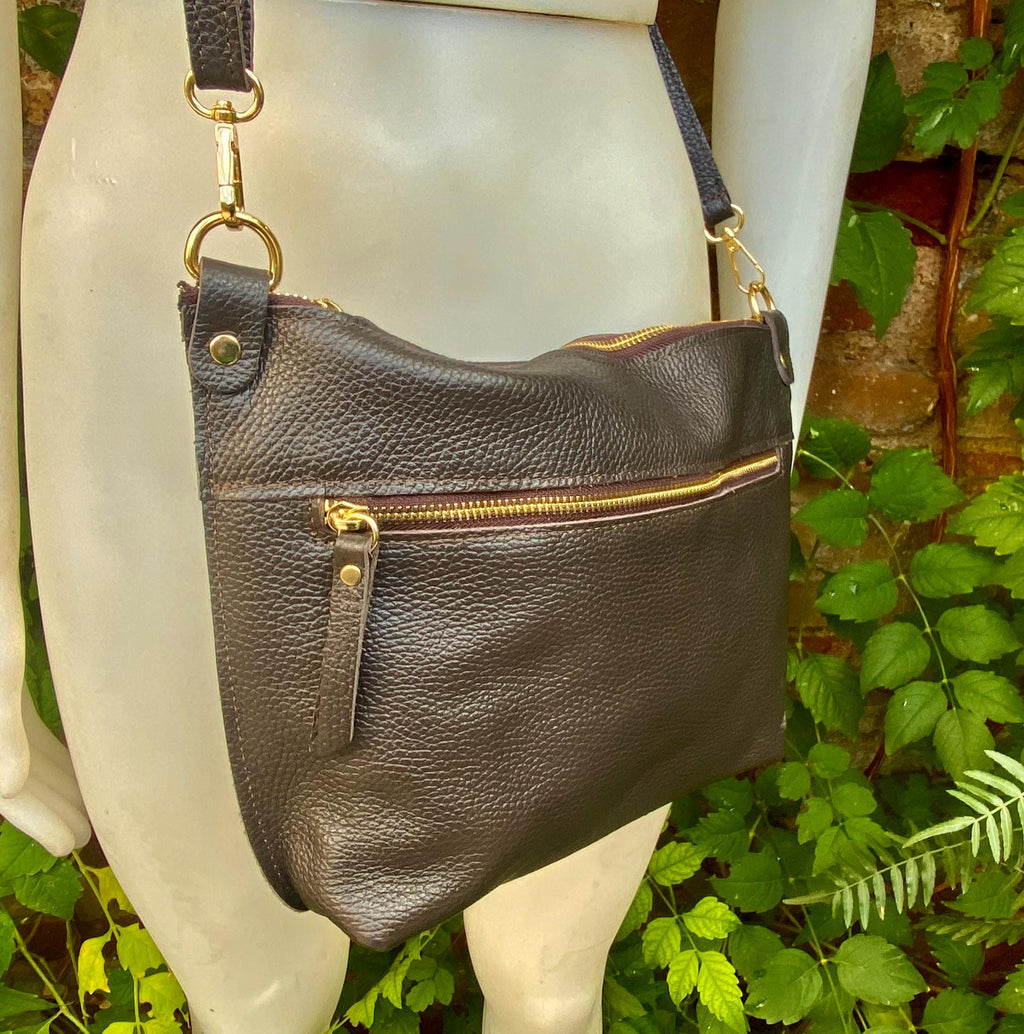 Dark brown leather bag. Genuine leather messenger bag. Chocolate brown crossbody / shoulder bag with zipper and adjustable strap