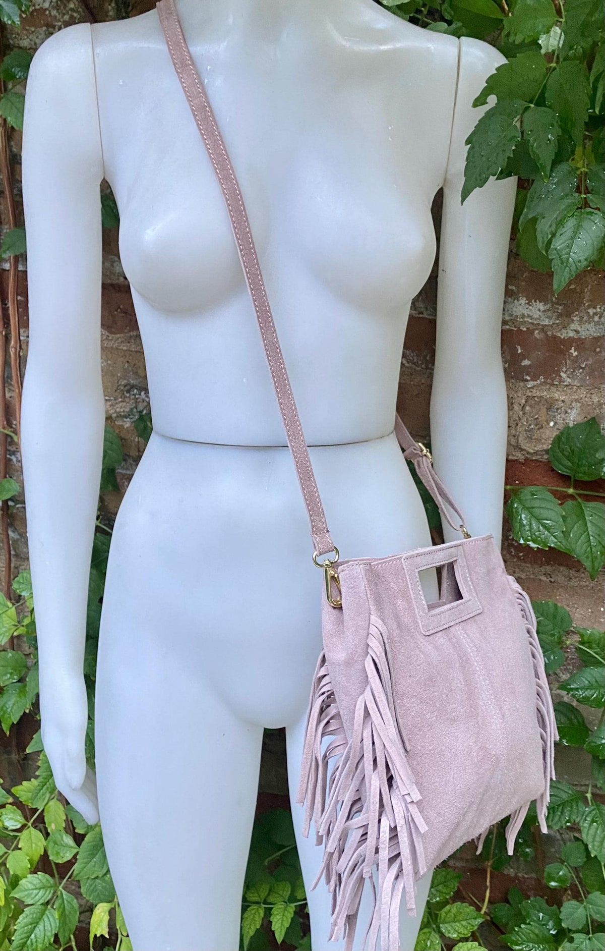 Dusty pink crossbody fringed bag. Light pink BOHO suede leather bag with FRINGES. Soft genuine pink suede leather. Light pink suede purse.
