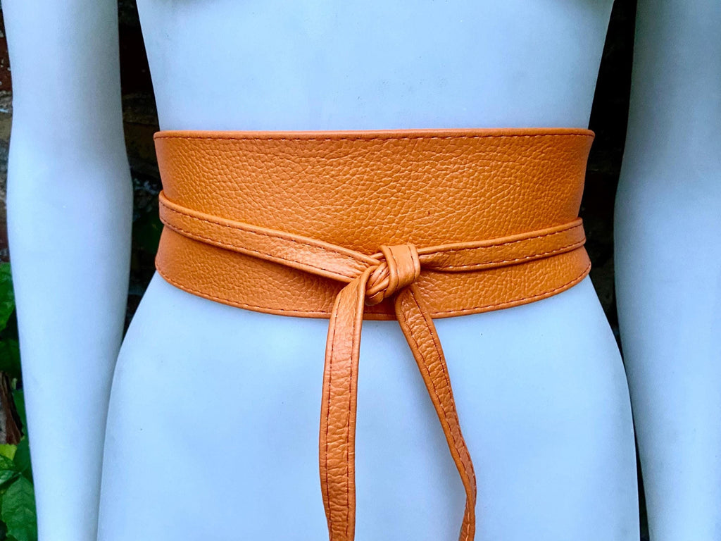 ORANGE obi belt in soft leather. Wrap belt in light ORANGE. Wide waist belt in marigold color. Wraparound belt. Orange sash.