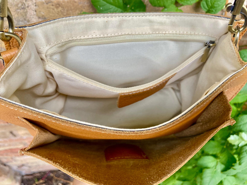 Camel brown leather bag with tacks. Genuine leather small messenger bag. Crossbody / shoulder bag with zipper and flap