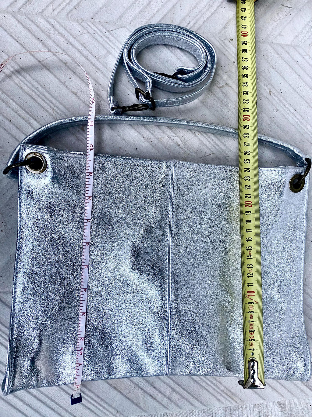 Genuine leather bag in SILVER .Cross body / shoulder bag. Silver purse with 2 straps.