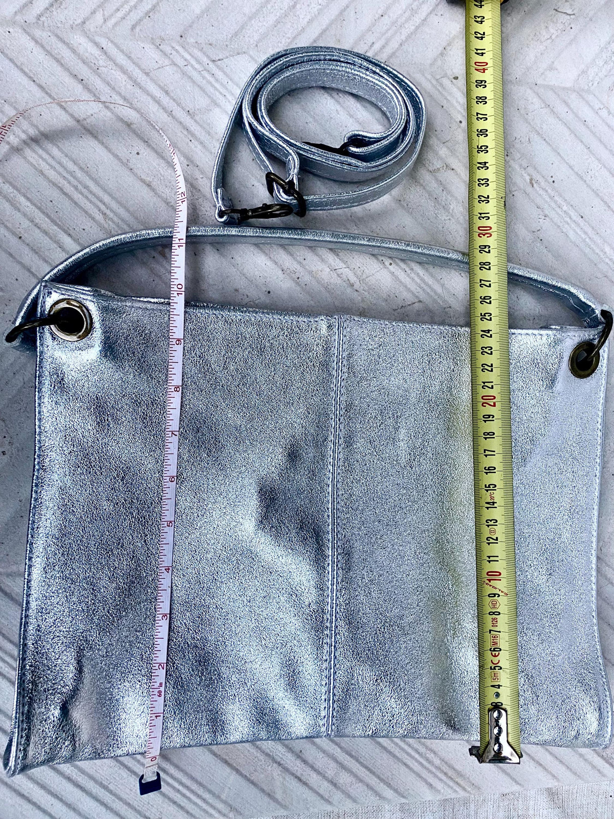 Genuine leather bag in PINK - GOLD .Crossbody / shoulder bag. Metallic salmon color purse with 2 straps. Shiny apricot - peach bag.