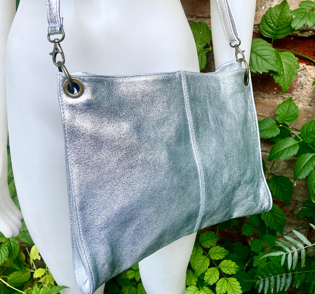 Genuine leather bag in SILVER .Cross body / shoulder bag. Silver purse with 2 straps.