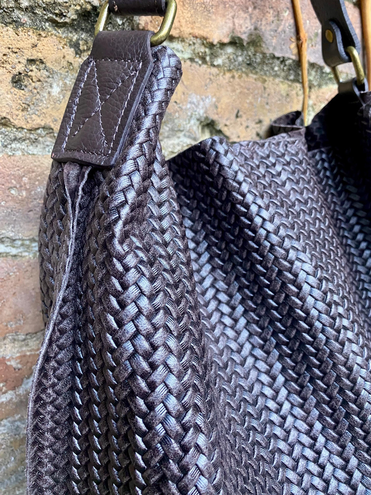 Dark brown slouchy leather bag. Hobo shoulder bag. Braided / engraved genuine leather book / tablet bag. Chocolate brown leather shopper.
