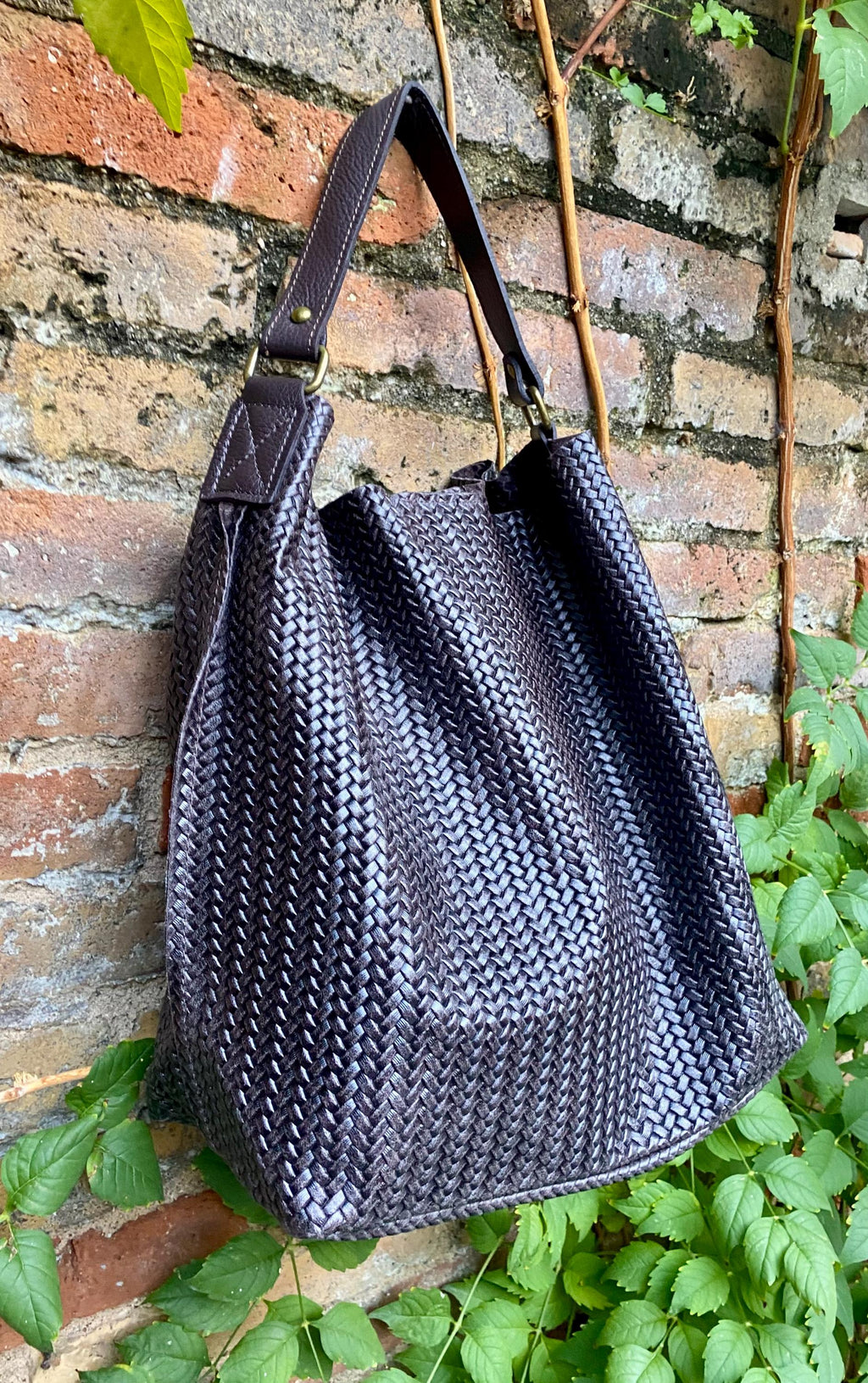 Dark brown slouchy leather bag. Hobo shoulder bag. Braided / engraved genuine leather book / tablet bag. Chocolate brown leather shopper.