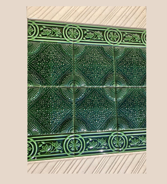 Special listing for Jackie- Green vintage style border tiles. 50 green 15 cm x 15 cm square tiles and 50 15 cm x 7,5 cm green floral tiles