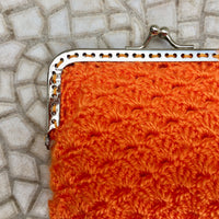 Crochet coin purse. ORANGE  kiss lock purse. Retro clip purse, hand crocheted with metallic frame in silver. Grandma retro  purses