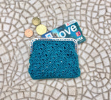 Crochet coin purse. TEAL BLUE - GREEN Kiss lock purse. Retro clip purse, hand crocheted with metallic frame in silver. Grandma retro  purses