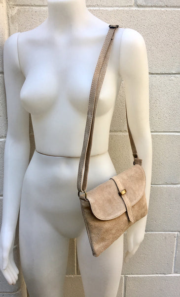 Crossbody bag. Light beige boho suede leather purse with bronze color –  Handmade suede bags by Good Times Barcelona