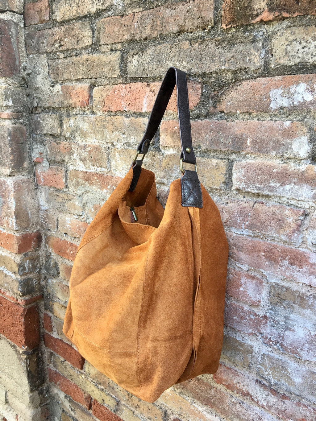 Slouch leather bag in light camel. Light saddle brown hobo bag. Boho bag.Book or tablet bags in suede. Mustard brown soft leather shopper