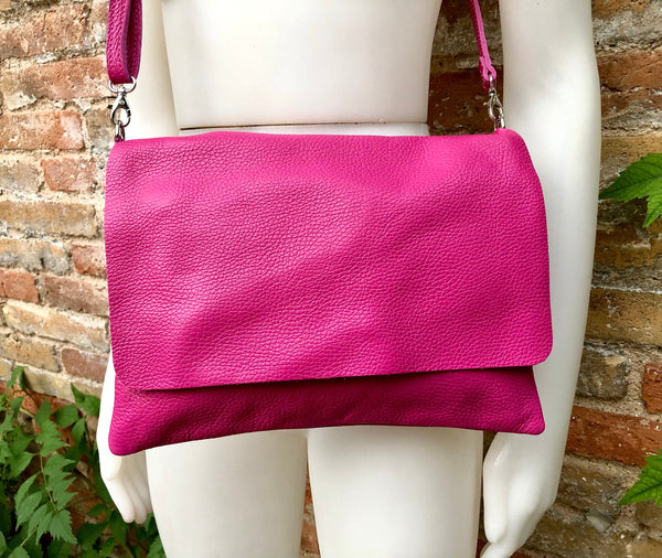 Crossbody leather bag in fuchsia PINK. Genuine soft leather. Hot pink crossover, messenger bag. Zipper + adjustable strap. Hot pink purse