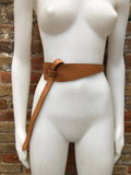 Leather 80s style obi belt . Wrap belt in camel BROWN. Waist belt in genuine leather. Saddle brown wraparound belt.Tobacco Brown dress belt