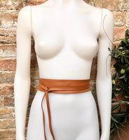 Obi belt in soft leather. Narrow style. Wrap belt in CAMEL BROWN. Tobacco wraparound waist belt in genuine leather. Boho tan wide belt.