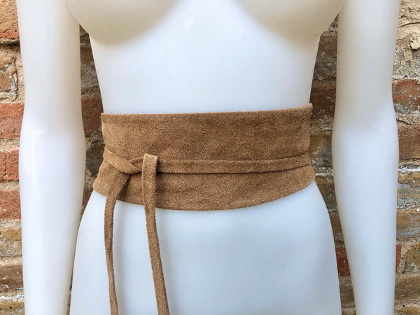 Light camel brown leahter OBI belt. Light brown suede waist belt. Soft leather wraparound belt, Tan beige, cafe au lait boho wrap belt