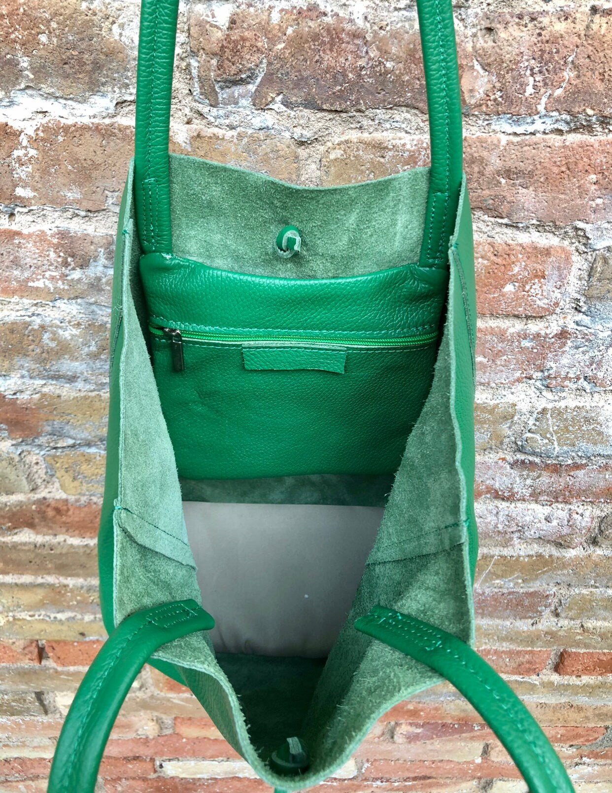 Shopper bag in GREEN. Genuine leather tote bag. Laptop bag, office bag to carry your tablet or books. Large carry all hobo bag. Soft leather