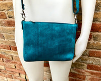 TEAL BLUE suede leather bag. Cross body / shoulder bag in GENUINE leather. Small leather bag with adjustable strap + zipper. Teal blue purse