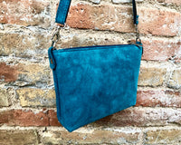 TEAL BLUE suede leather bag. Cross body / shoulder bag in GENUINE leather. Small leather bag with adjustable strap + zipper. Teal blue purse