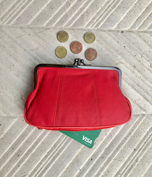 Genuine leather kiss lock purse. Metallic frame retro coin purse with –  Handmade suede bags by Good Times Barcelona