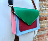 Small cross body bag in genuine leather. Enveloppe bag with adjustable strap + flap. Boho multicolor bag, green, burgundy, pink, fuchsia