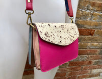 Small cross body bag in genuine leather. Enveloppe bag with adjustable strap + flap. Boho multicolor bag,  pink, fuchsia,blue and beige