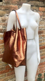 Tote leather bag in COPPER. Metallic effect genuine leather shopper. Large carry all bag for your laptop, books. COPPER soft leather purse.