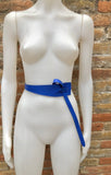 Leather 80s style obi belt . Wrap belt in royal BLUE. Waist belt in genuine leather. Cobalt blue wraparound belt. Blue dress belt