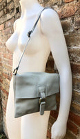 Cross body bag. BOHO grain leather bag in gray - BEIGE. Soft genuine grain leather. Crossover,boho messenger bag . Taupe gray small purse