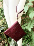 Small leather bag in burgundy. GENUINE leather crossbody bag. Wine red purse with zipper and remomable wistlet. Dark red leather bag