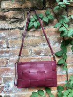 Small leather bag in burgundy. GENUINE leather crossbody bag. Wine red purse with zipper and remomable wistlet. Dark red leather bag