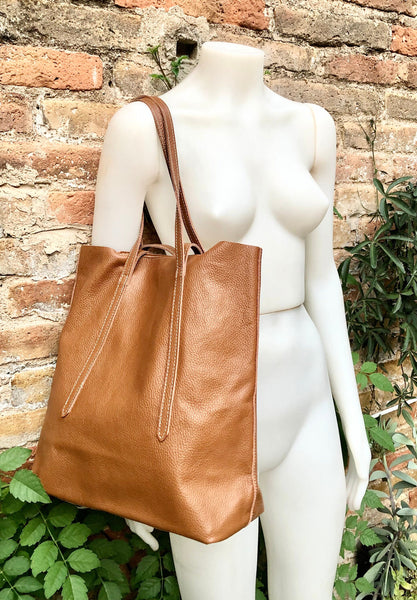 Tote bag in Camel brown. Genuine leather shopper bag. Laptop, office bag for your tablet / books. Leather shoulder / handbag. Brown purse