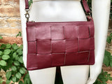 Small leather bag in burgundy. GENUINE leather crossbody bag. Wine red purse with zipper and remomable wistlet. Dark red leather bag