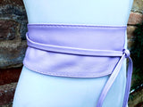 Light purple obi belt in soft genuine leather. LONGER option. Wrap belt in mauve. Wraparound waist belt in lavender genuine leather.